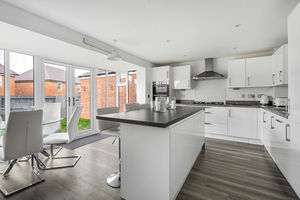 Kitchen/Diner- click for photo gallery